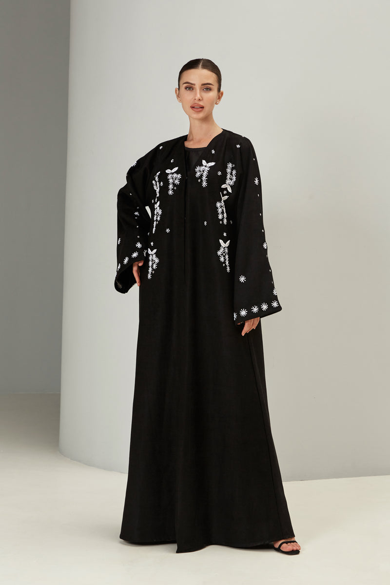 Black chaumeut abaya