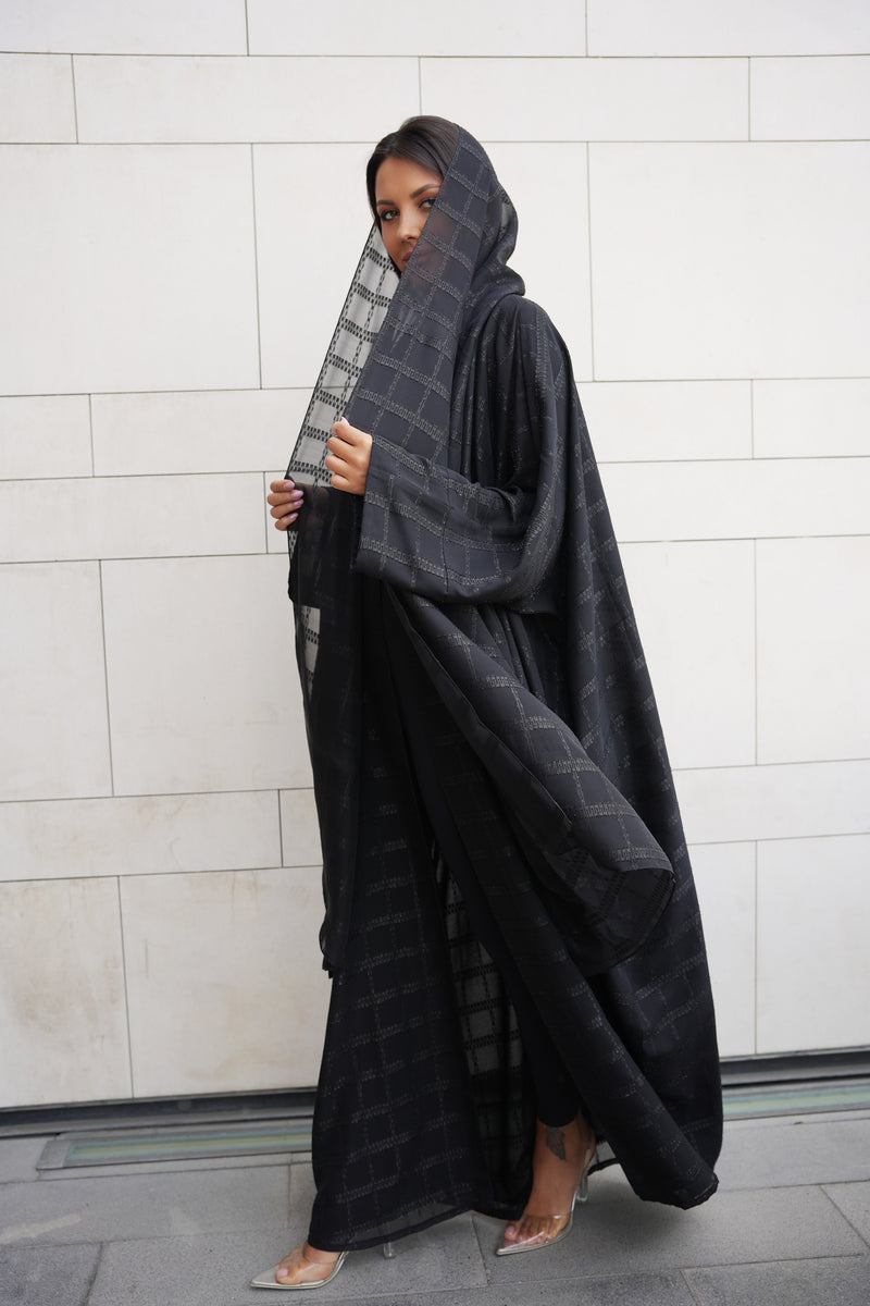 Black bisht abaya