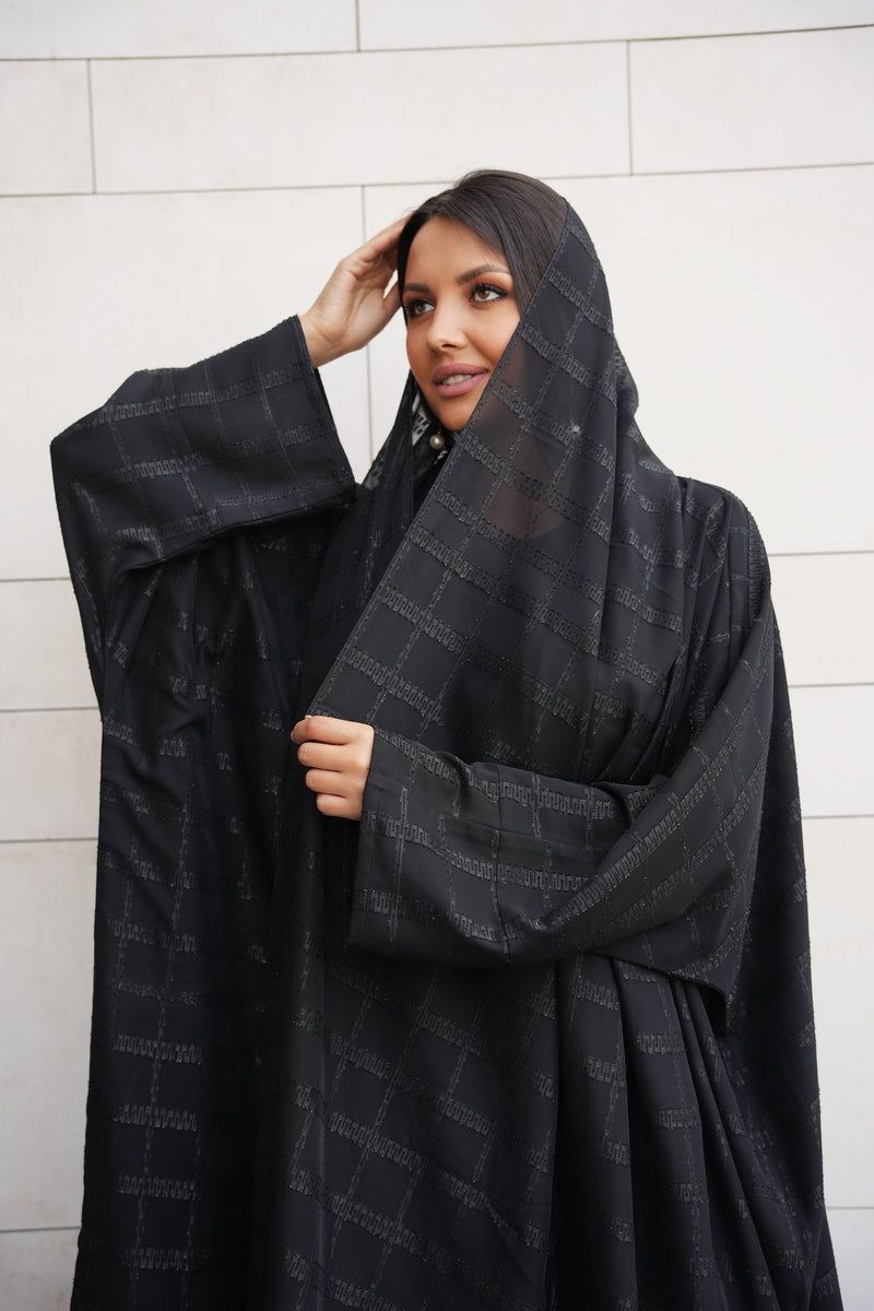 Black bisht abaya